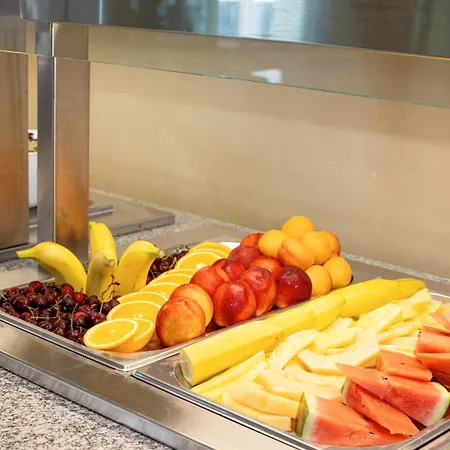 Paradiso 아파트호텔 4*