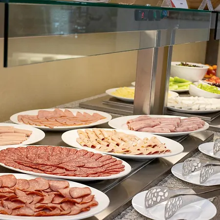 Aparthotel Paradiso 4*