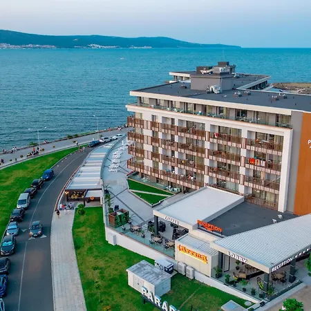 Paradiso Apartmanhotel 4*