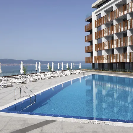 Paradiso 4* Nesebar