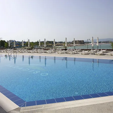 Paradiso Apartmanhotel