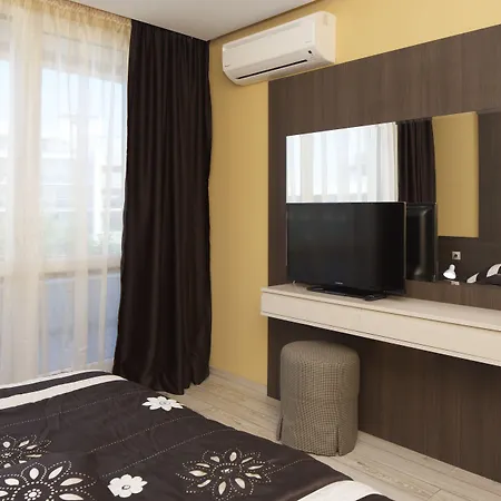 Apartmanhotel Paradiso 4*