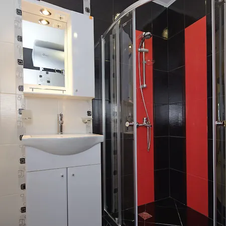 Paradiso Apartmanhotel 4*