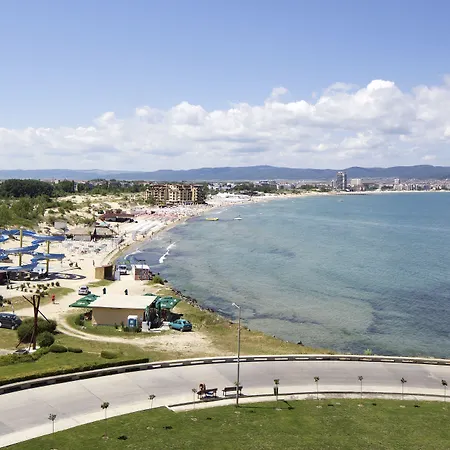 아파트호텔 Paradiso 네세부르